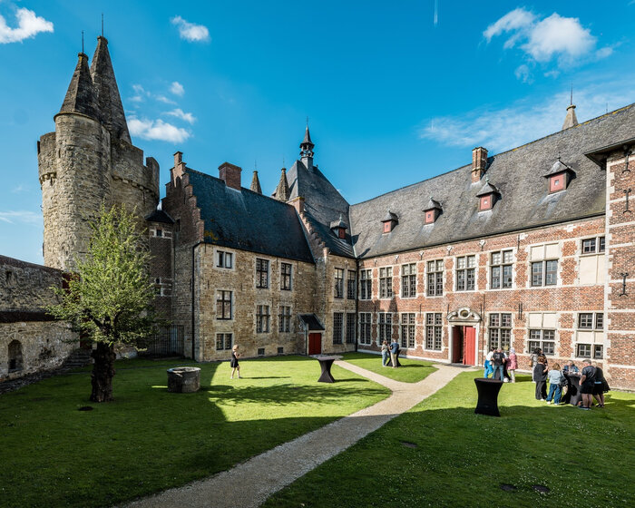 Kasteel van Laarne binnenkoer