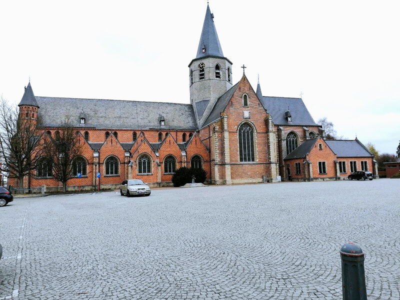 Heilig Kruiskerk Stekene